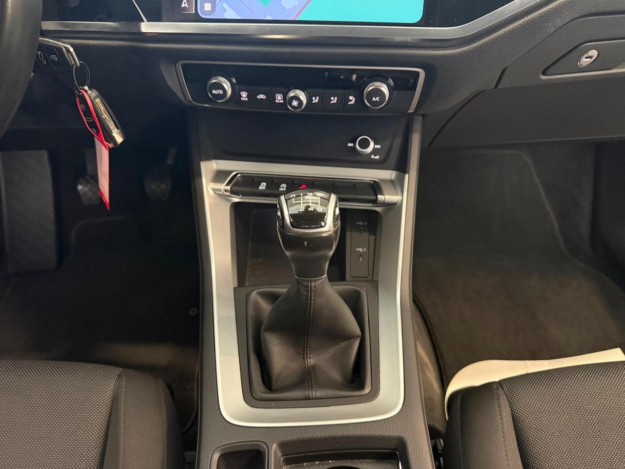 Audi Q3 2.0 TDI S-line Quattro