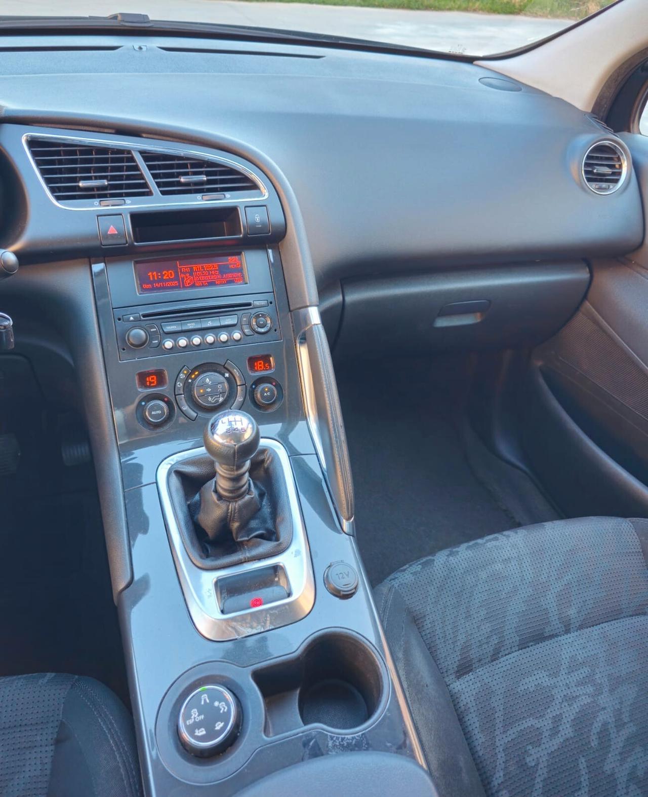 Peugeot 3008 1.6 HDi 112CV Active