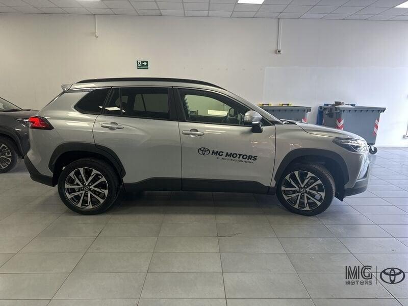 Toyota Corolla Cross 1.8 Hybrid 140 CV E-CVT Trend