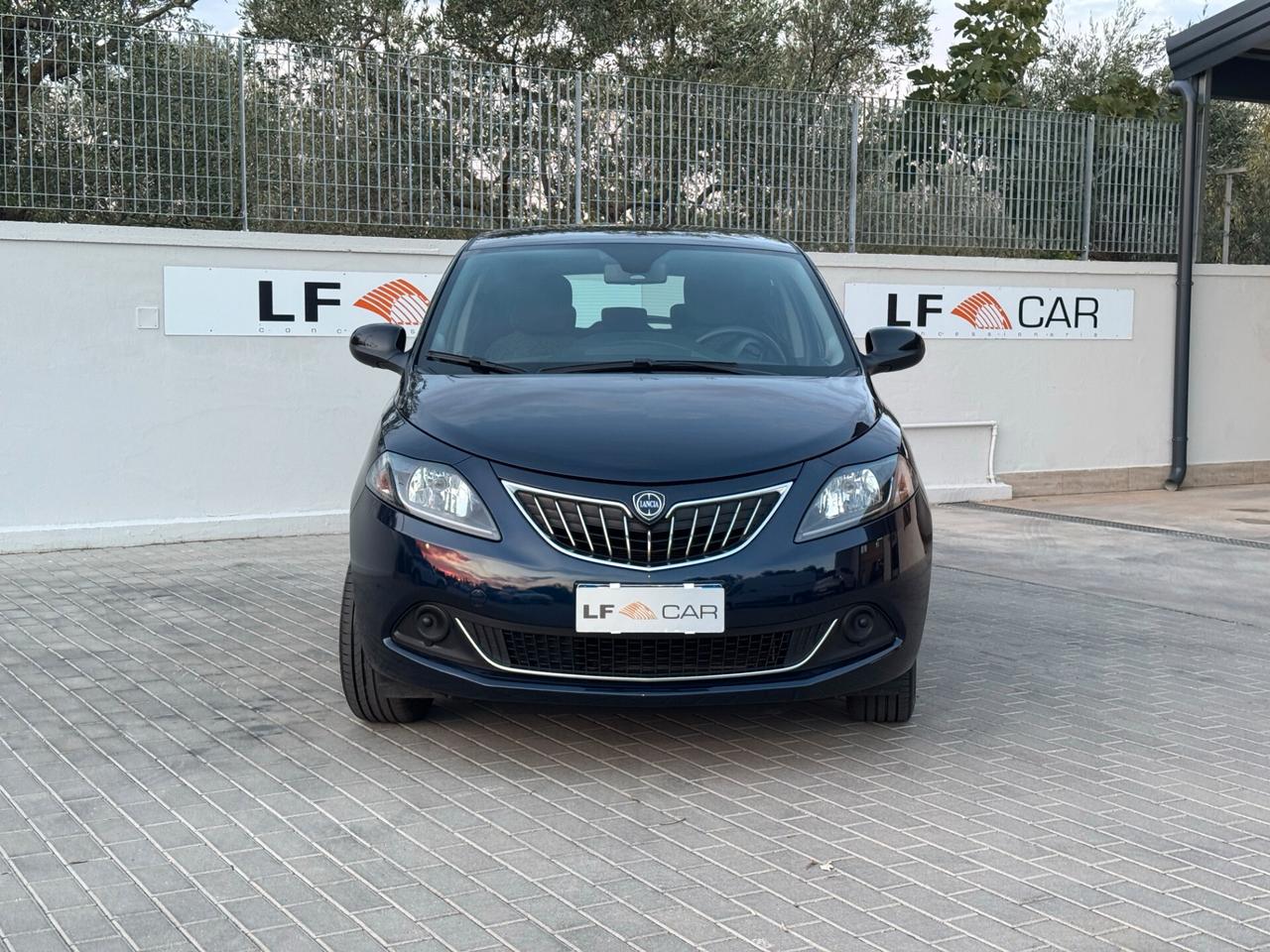 Lancia Ypsilon 1.0 FireFly 5 porte S&S Hybrid Ecochic Gold 70 cv