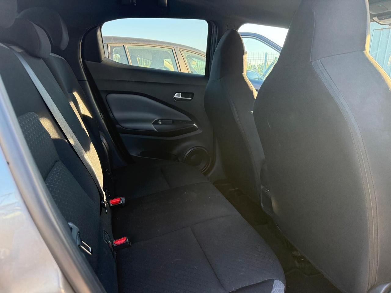 Nissan Juke 1.0 DIG-T 114 CV N-Connecta