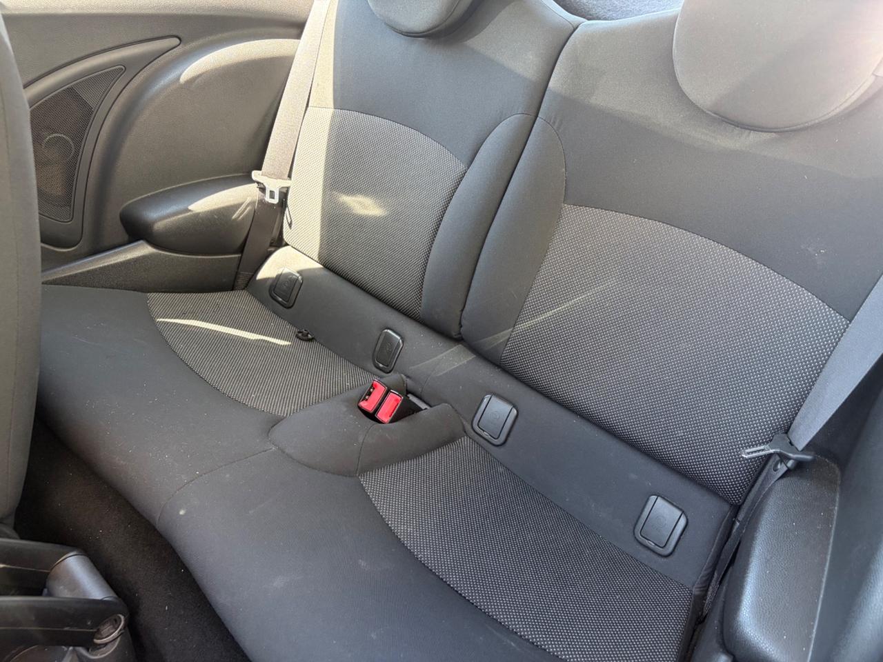 Mini 1.6 One D Business