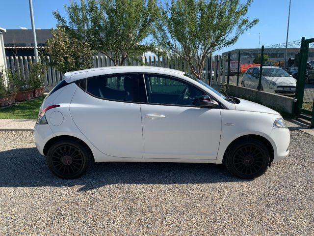 LANCIA Ypsilon 1.2 69 CV 5 porte Platinum*EURO5B*