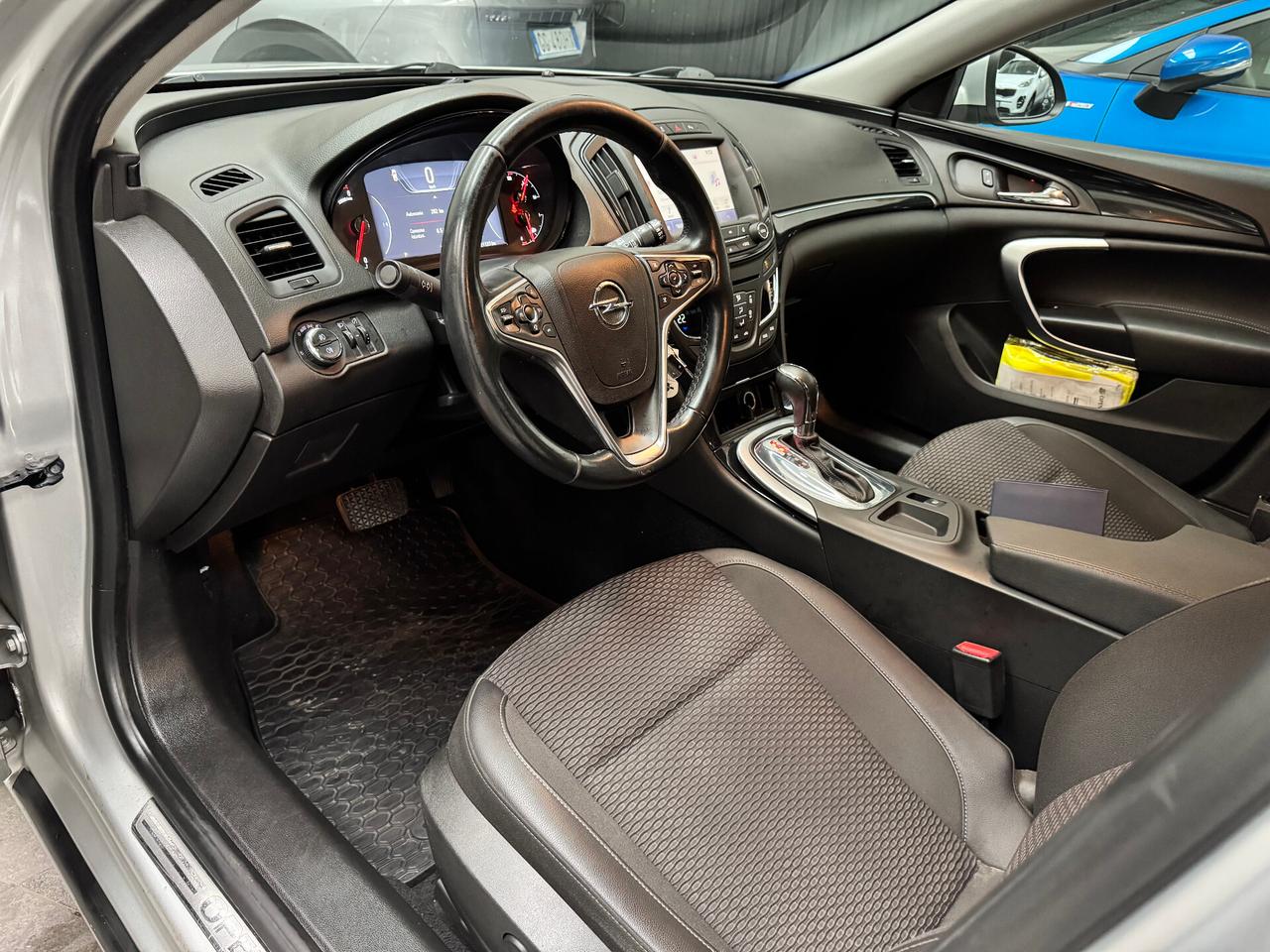 Opel Insignia Tourer 1.6 cdti Cosmo business 136cv at6