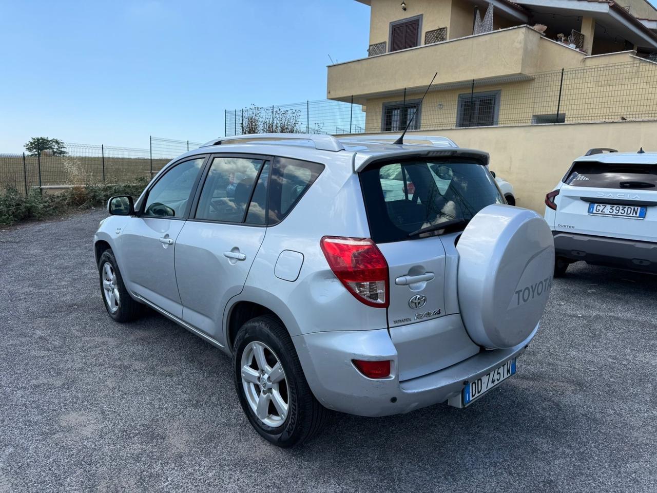 Toyota RAV 4 RAV4 2.2 D-4D 136 CV DPF Sol
