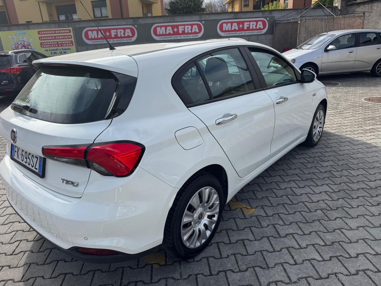 Fiat Tipo 1.4 5 porte Easy Euro 6b