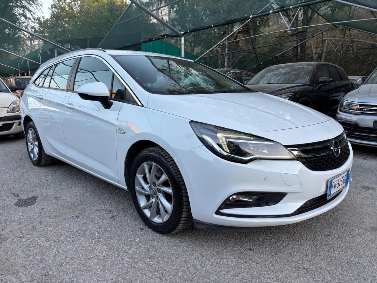 Opel Astra 1.6 CDTi 136CV Innovation