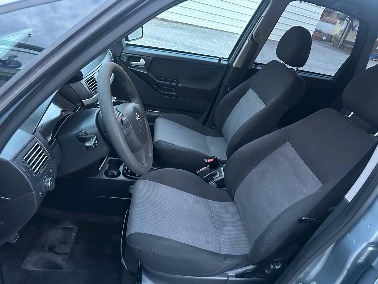 Opel Meriva 1.4 benzina