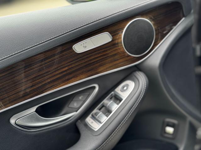 MERCEDES-BENZ GLC 220 d 170cv 4Matic Sport (Tetto/Retro/Navi/Auto)