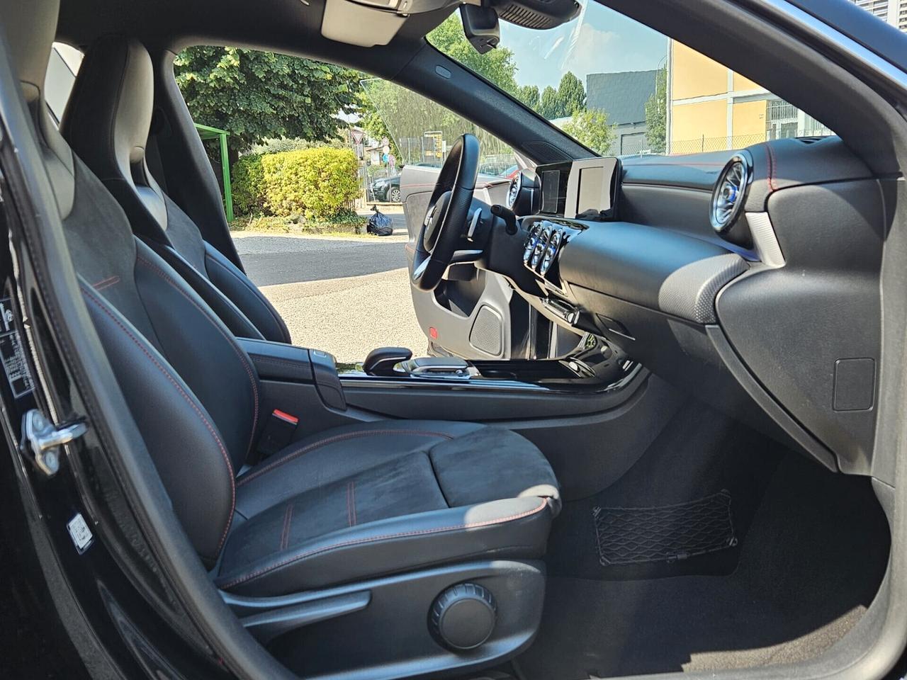 Mercedes-benz CLA 220 d Automatic 4Matic Shooting Brake Premium AMG