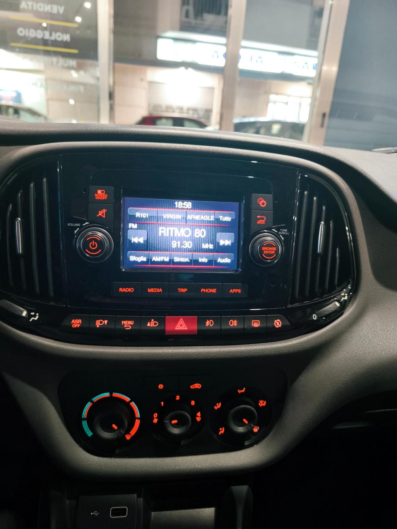 Fiat Doblò 1.6 MJT 120cv S&S Lounge 7 Posti 2019