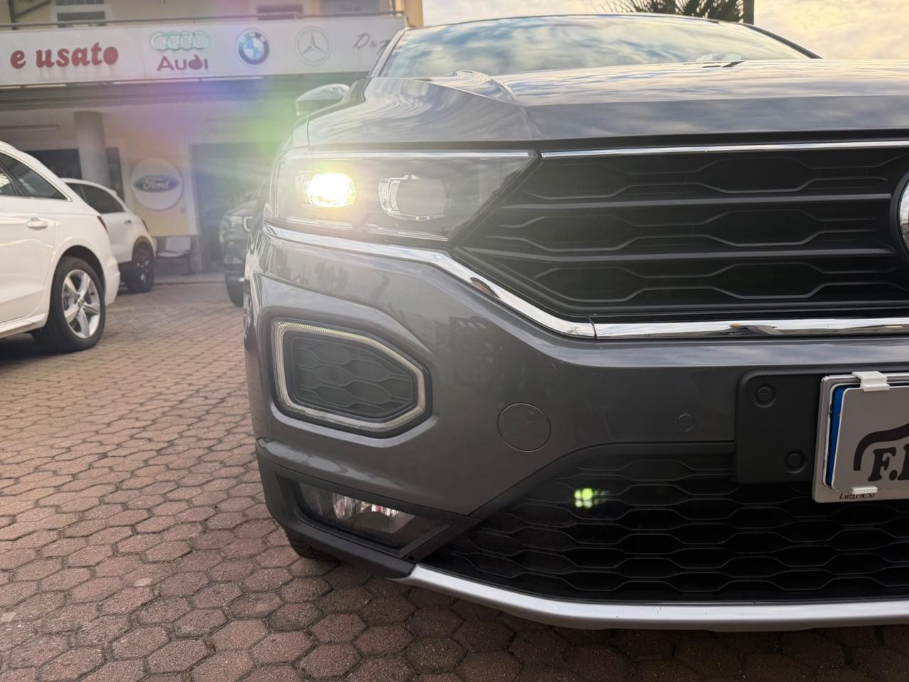 Volkswagen T-Roc 2.0 TDI SCR 150 CV DSG 4MOTION Business BlueMot. Tech.