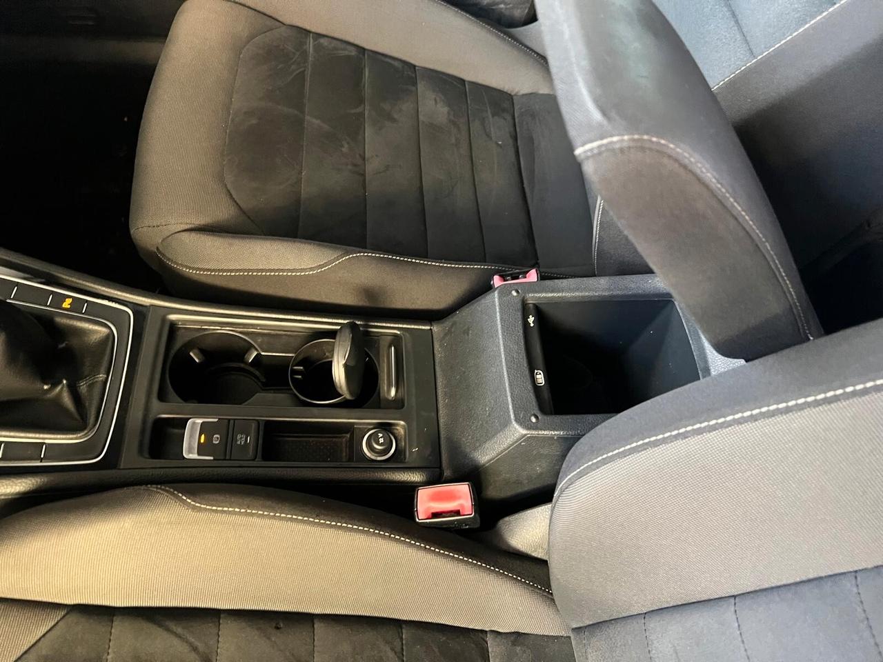 Volkswagen Golf Variant 1.6 TDI 110 CV Comfortline BlueMotion Tech.