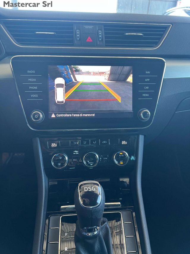 SKODA Superb Superb Wagon 2.0 tdi Executive 150cv dsg - FZ228JC