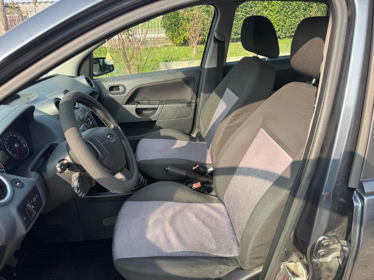 Ford Fiesta 1.4 TDCi 5p. Ghia