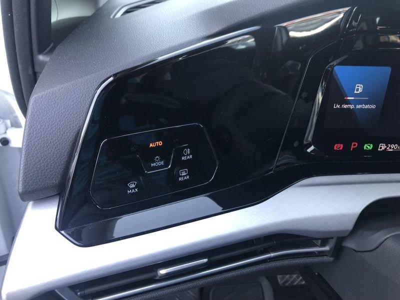 Volkswagen Golf 1.5 eTSI 150cv EVO ACT DSG Life HYBRID