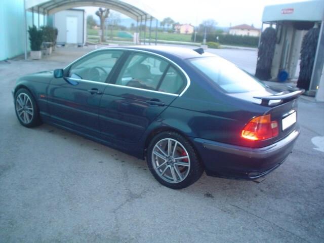 BMW Serie 3 (E46) 320i Metano