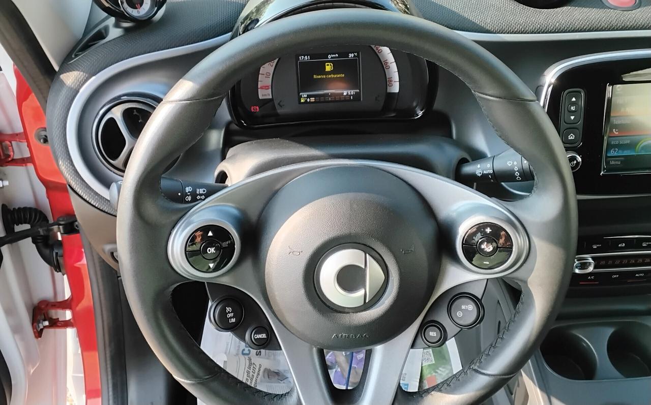 Smart ForFour 70 1.0 Passion
