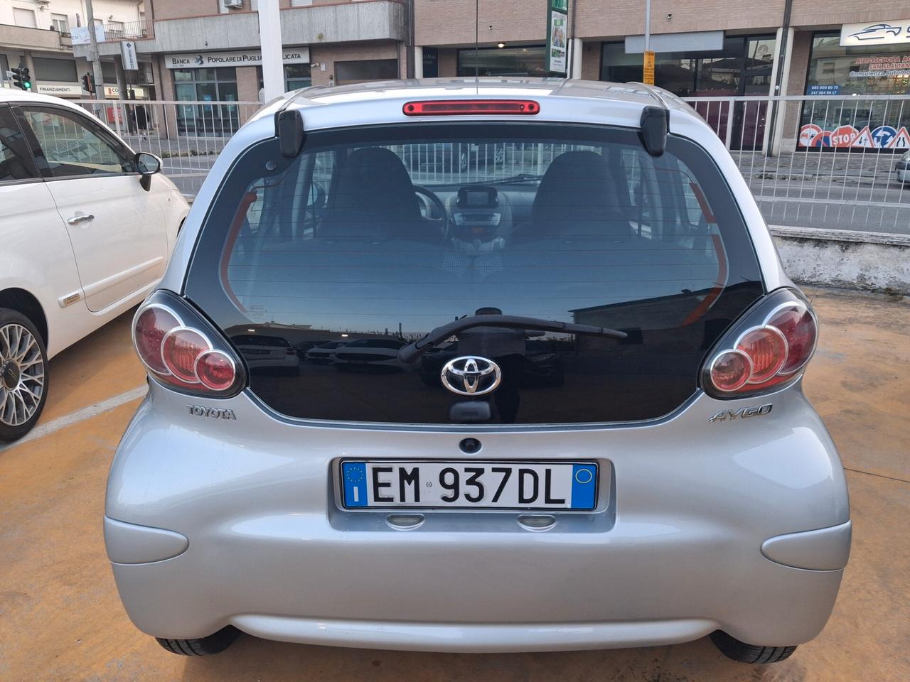 Toyota Aygo 1.0 12V VVT-i 5 porte