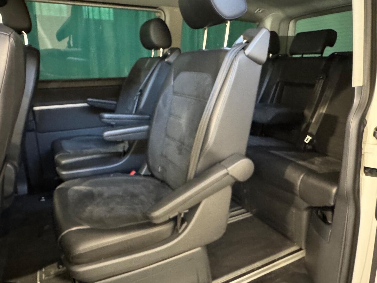 Volkswagen Multivan 2.0 TDI 204CV 4Motion DSG Highline - BULLI - FULL