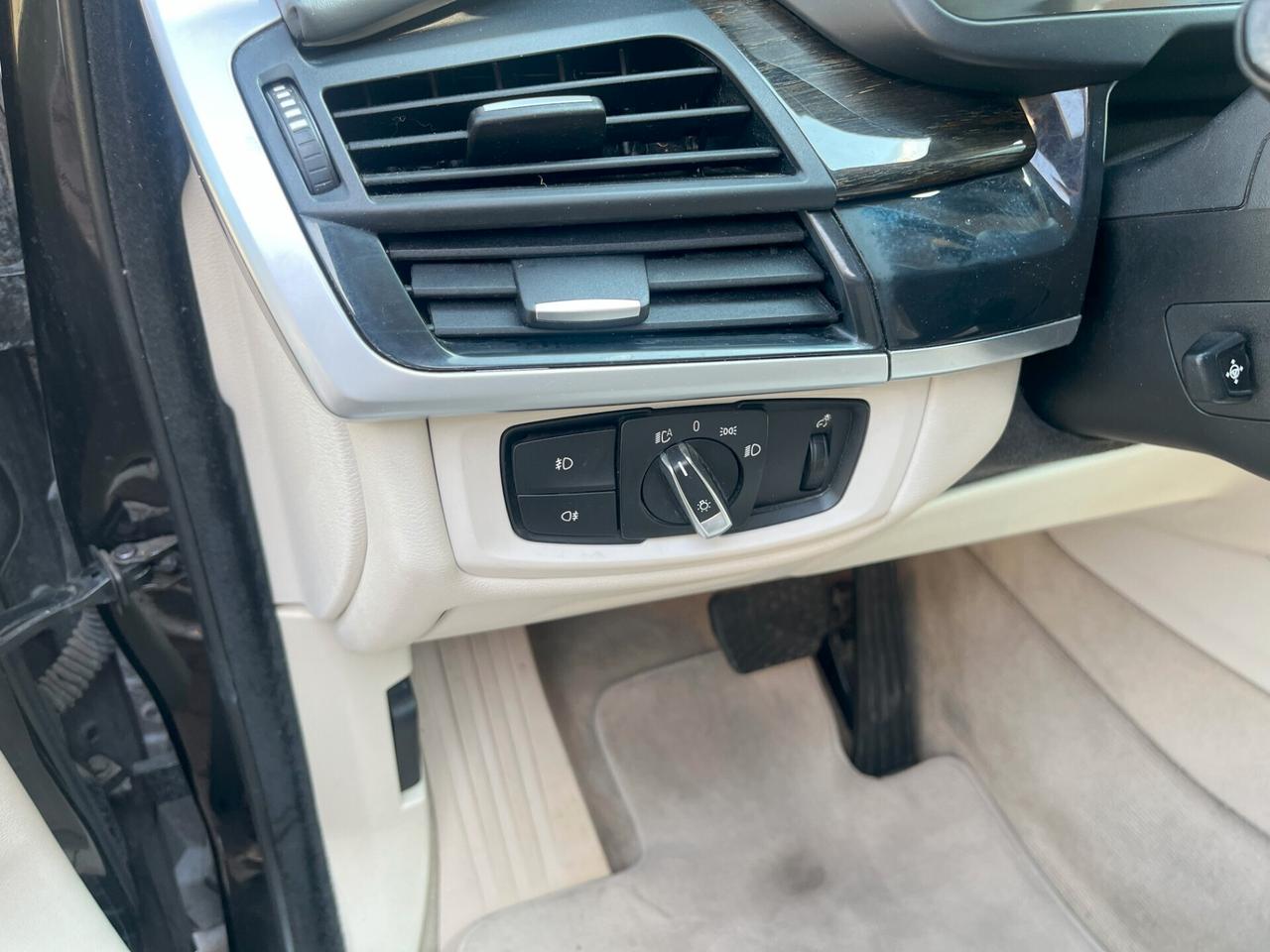 Bmw X5 xDrive30d 258CV Luxury