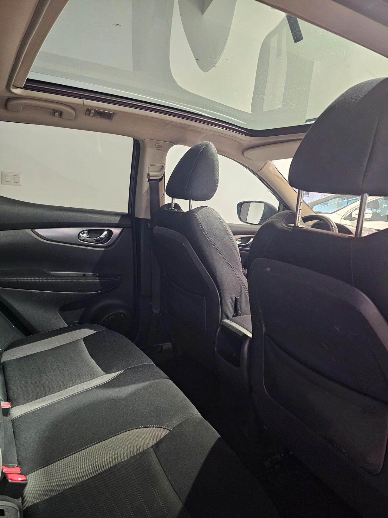 Nissan Qashqai 1.5 dCi N-Connecta