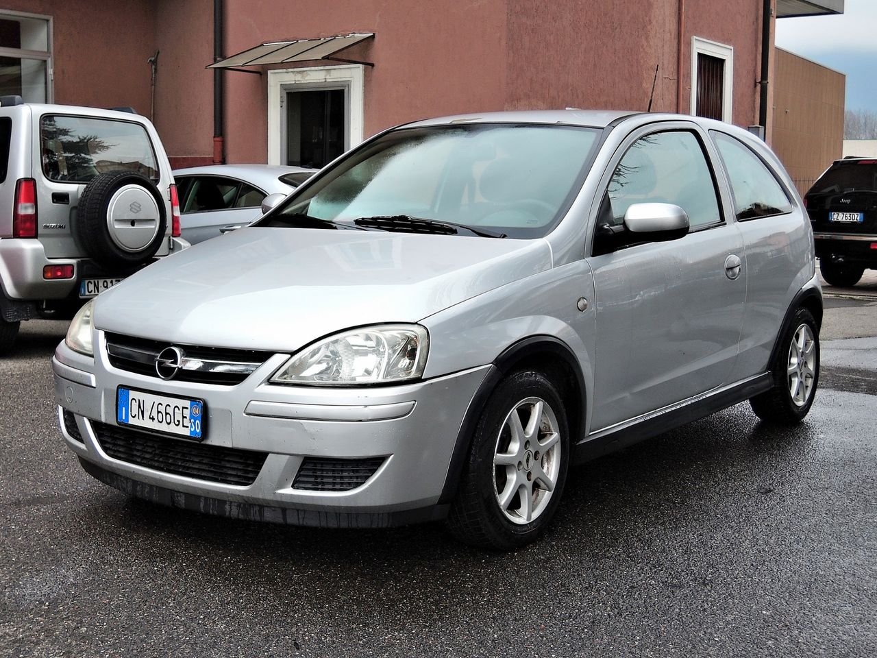 Opel Corsa 1.2i 16V Club NEOPATENTATI