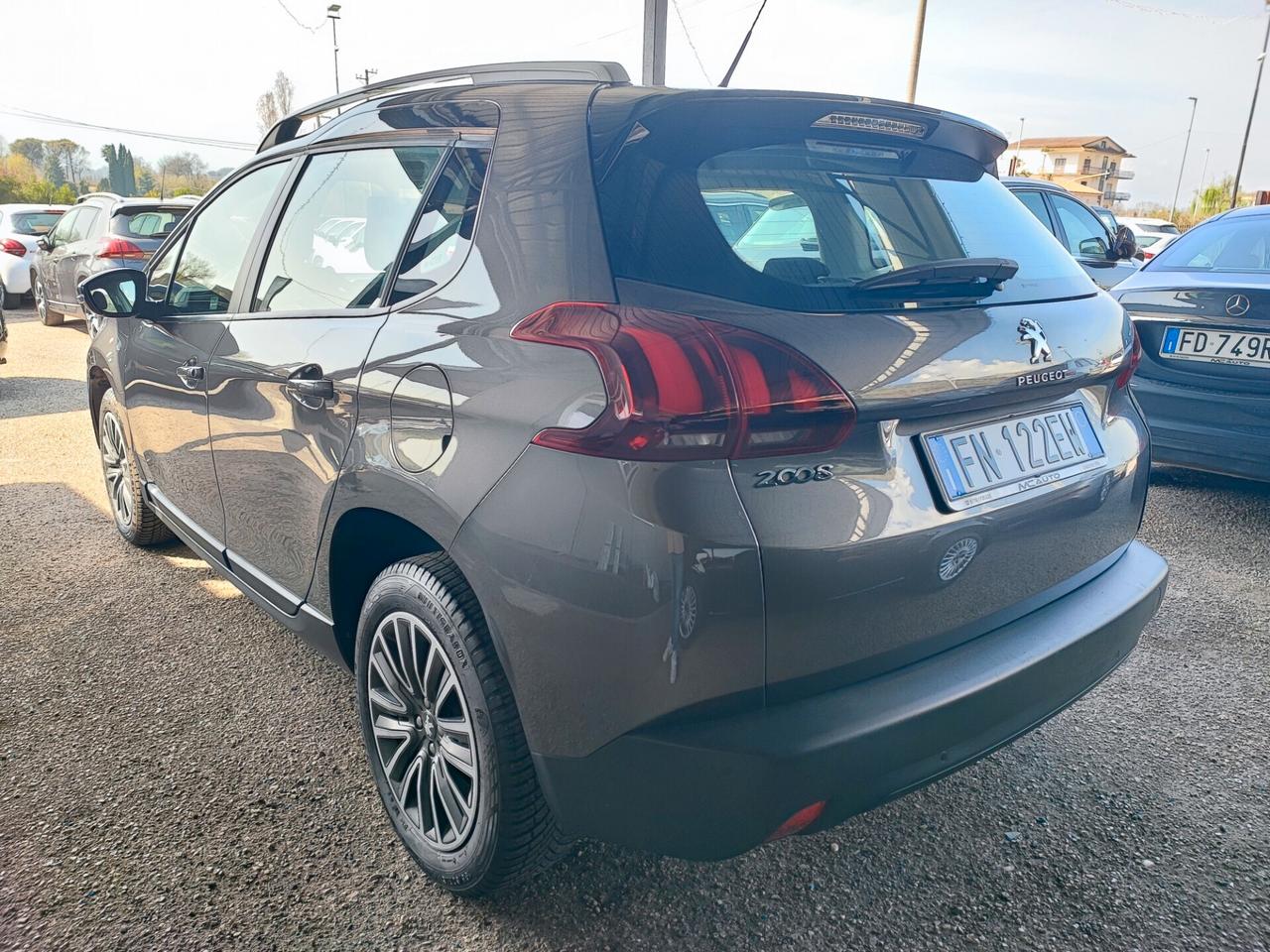 Peugeot 2008 BlueHDi 100 S&S Allure