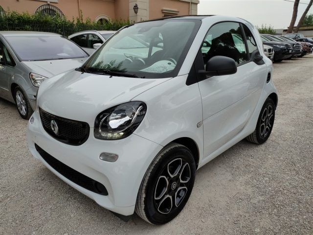 SMART ForTwo 1.0 T.amic CRUISE,CERCHI LEGA,CLIMA ..