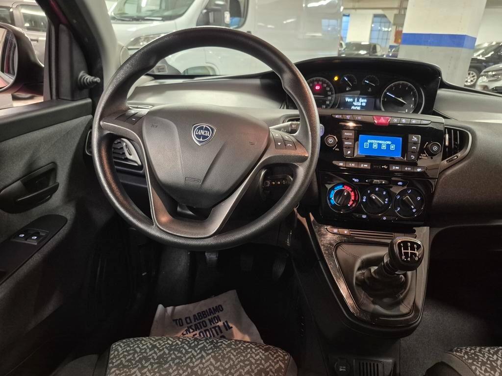 Lancia Ypsilon 1.2 69 CV 5 porte GPL Ecochic Silver