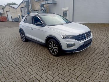 VOLKSWAGEN T-Roc 1.6 TDI LED NAVI TETTO PANORAMICO