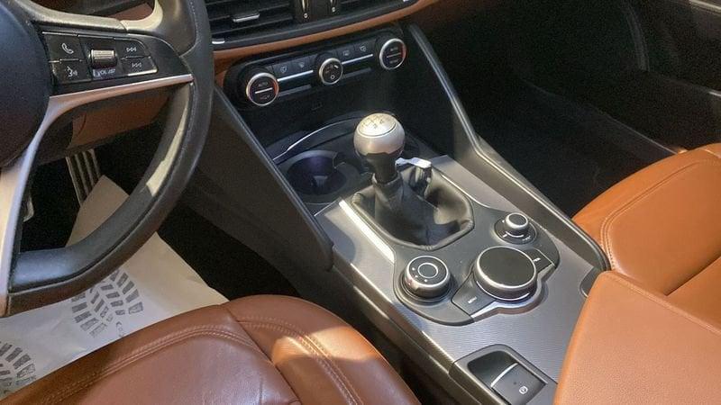 Alfa Romeo Giulia 2.2 Turbodiesel 180 CV Super