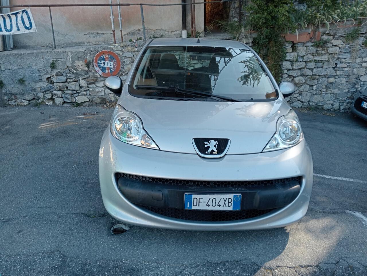 Peugeot 107 1.0 68CV 5p. AUTOMATICA