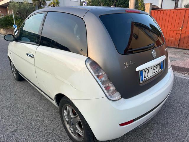 LANCIA Ypsilon 1.3 MJT 75 CV Argento