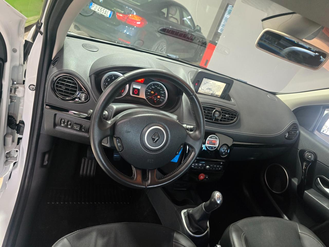 Renault Clio 1.2 16V 5 porte Dynamique