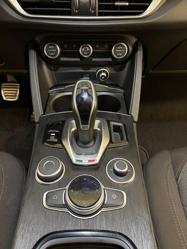 Alfa Romeo Stelvio 2.2 TD 210 CV Super AT8 Q4
