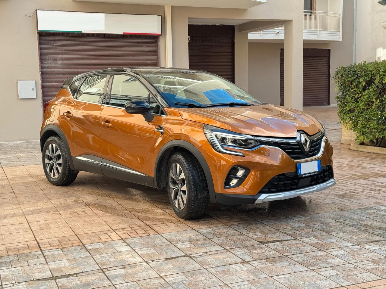 Renault Captur 1.6 Plug-in Hybrid E-Tech 160 cv Initiale Paris