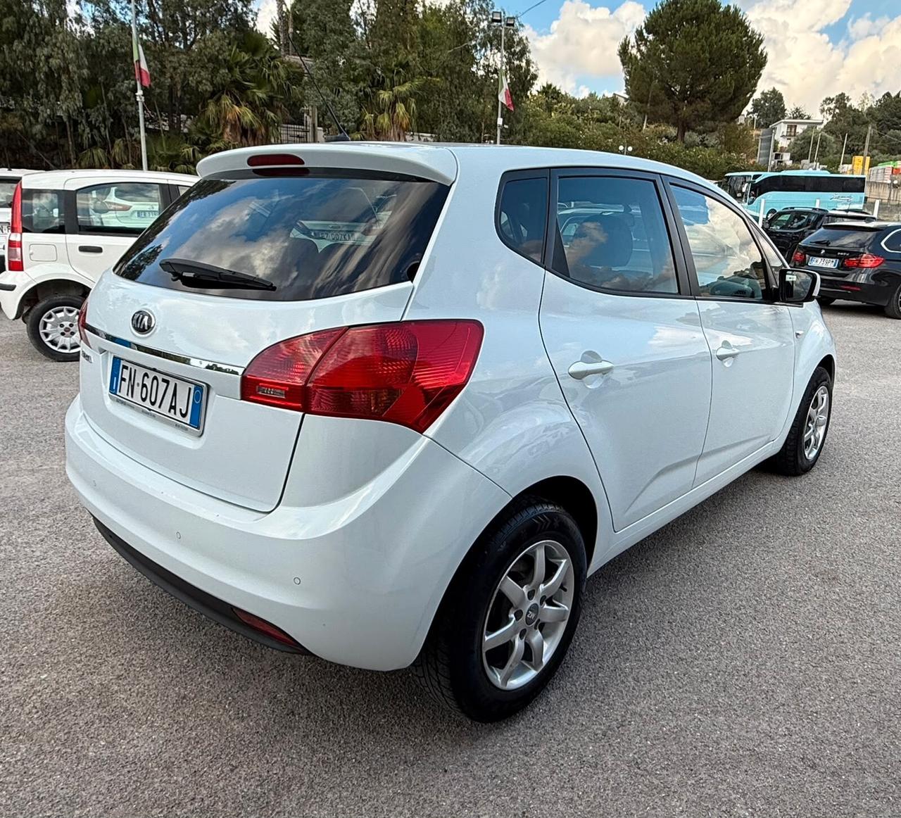 Kia Venga 1.4 CRDi 90CV Cool