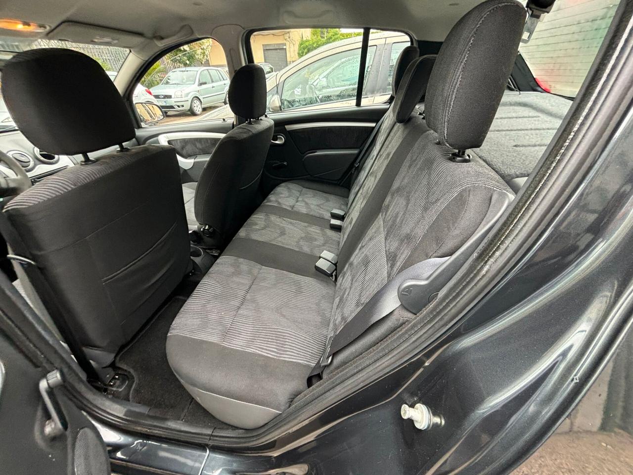 Dacia Sandero 1.4 8V GPL LAUREATE