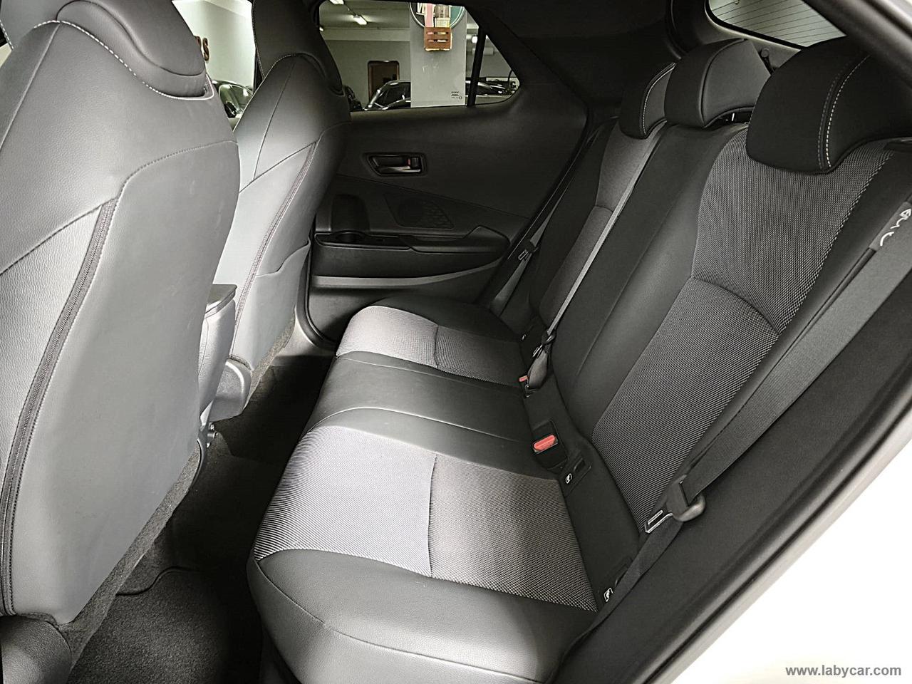 TOYOTA C-HR 1.8 Hybrid E-CVT Lounge 25.000KM*FULL