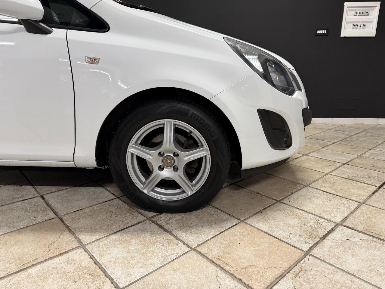 OPEL Corsa 1.3 CDTI (75) Sport 2014