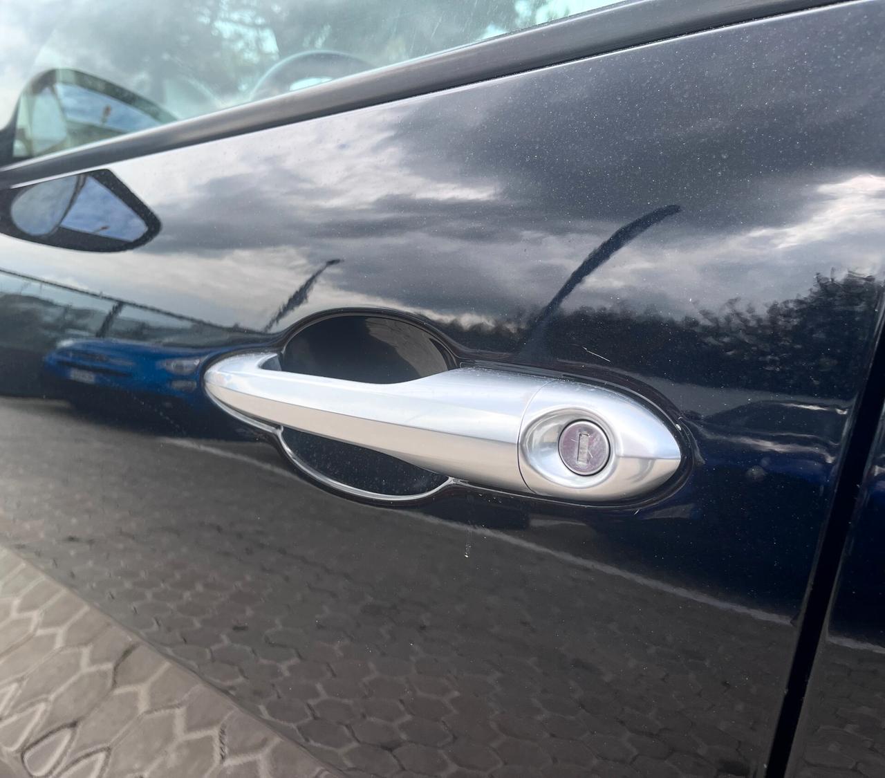 Lancia Ypsilon 1.0 FireFly 5 porte S&S Hybrid Gold