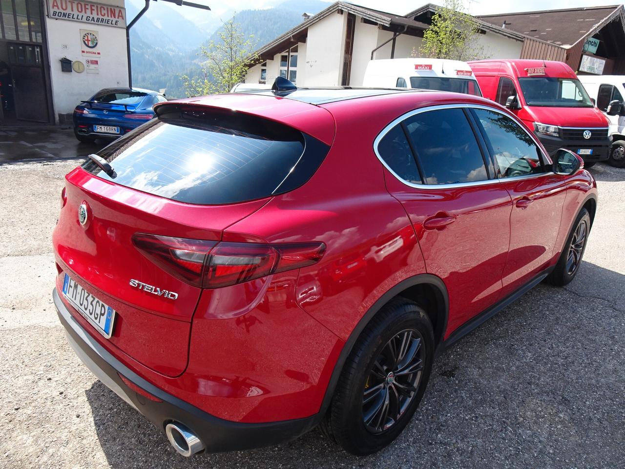 Alfa Romeo Stelvio 2.2 Turbodiesel 210 CV AT8 Q4 Executive