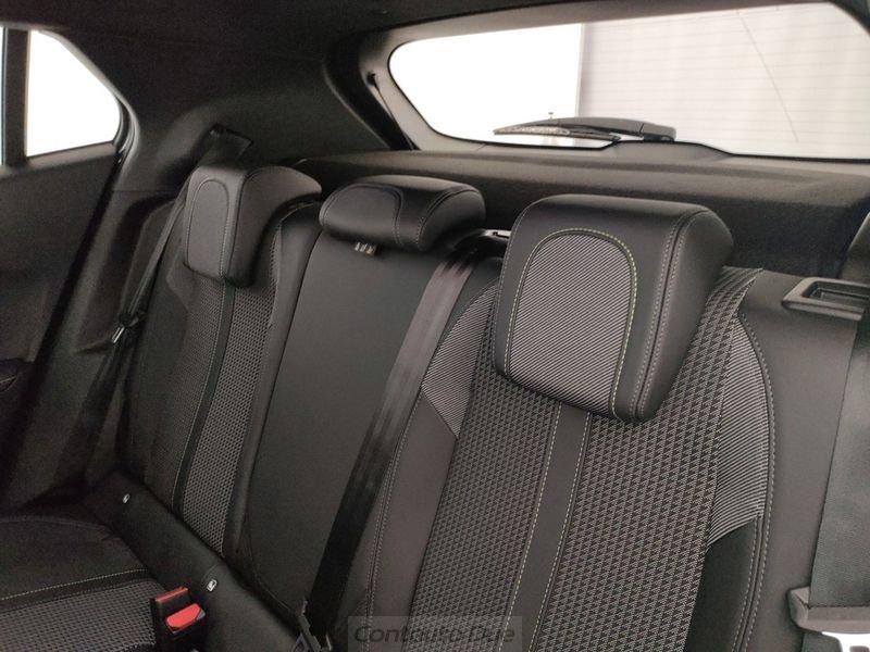 Peugeot 2008 2008 BlueHDi 130 S&S EAT8 GT