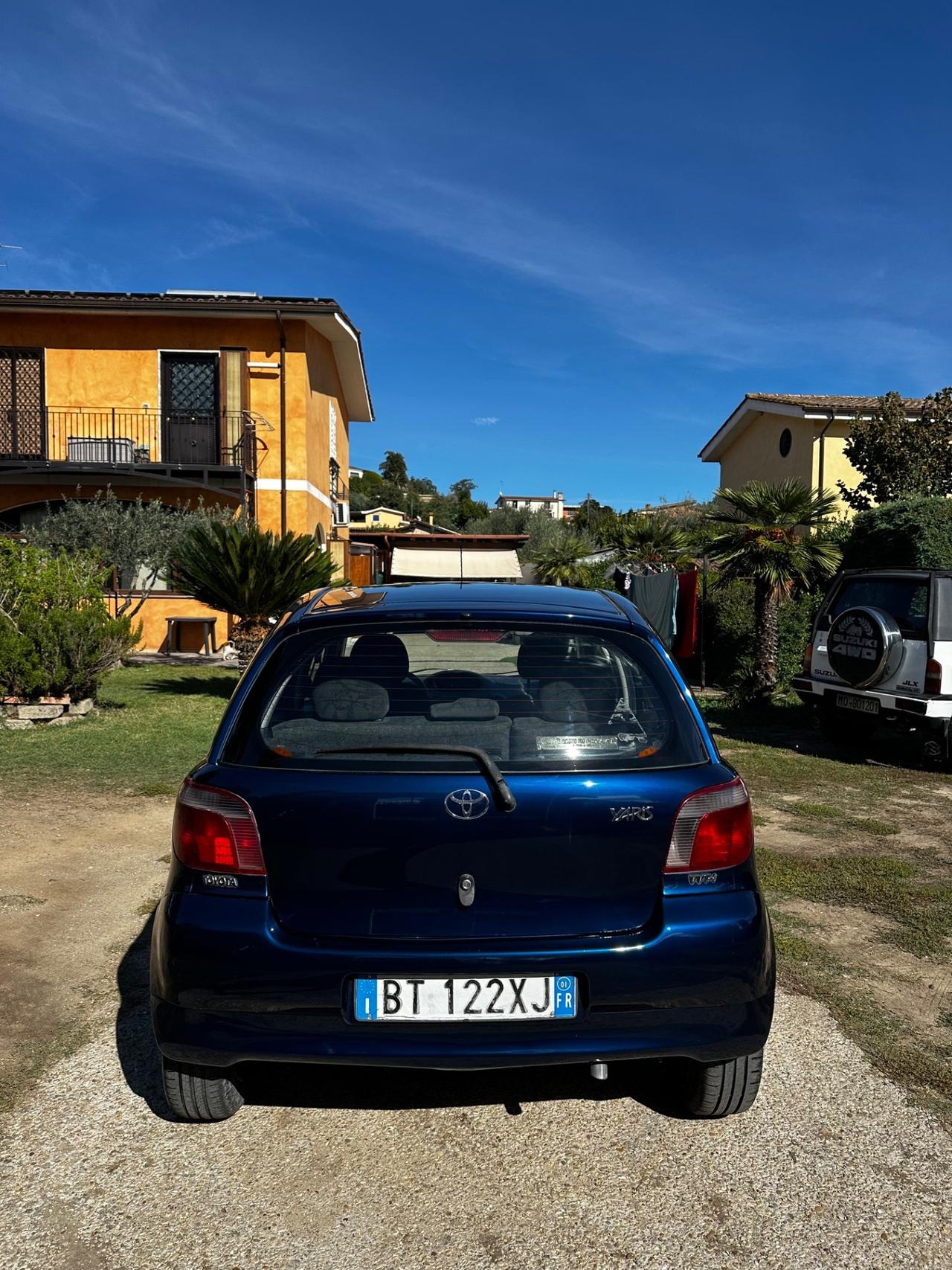 Toyota Yaris 1.0i 16V cat 3 porte Sol