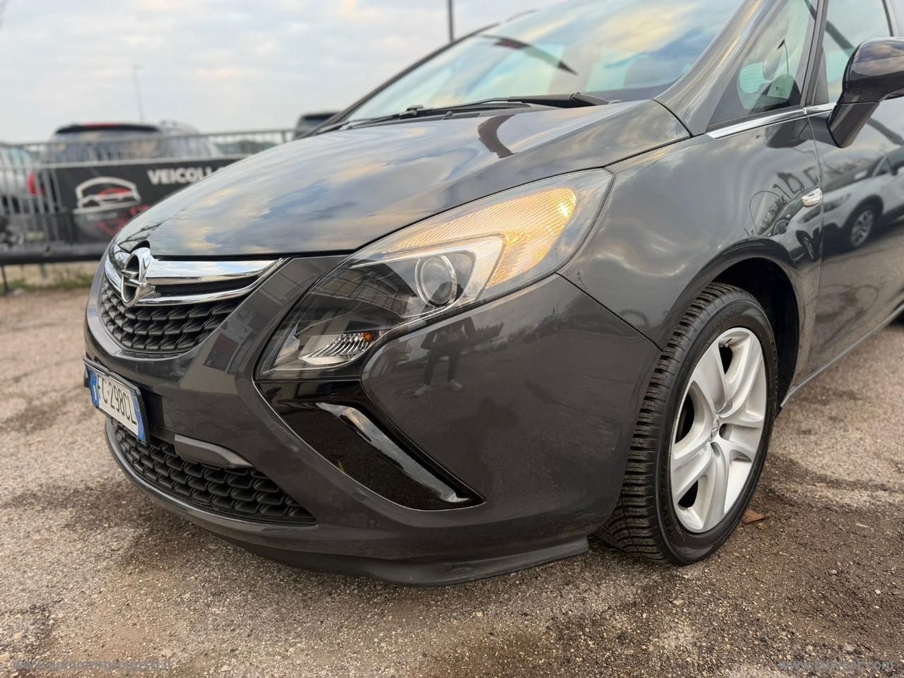 OPEL Zafira Tourer 1.4 T 140CV GPL Cosmo