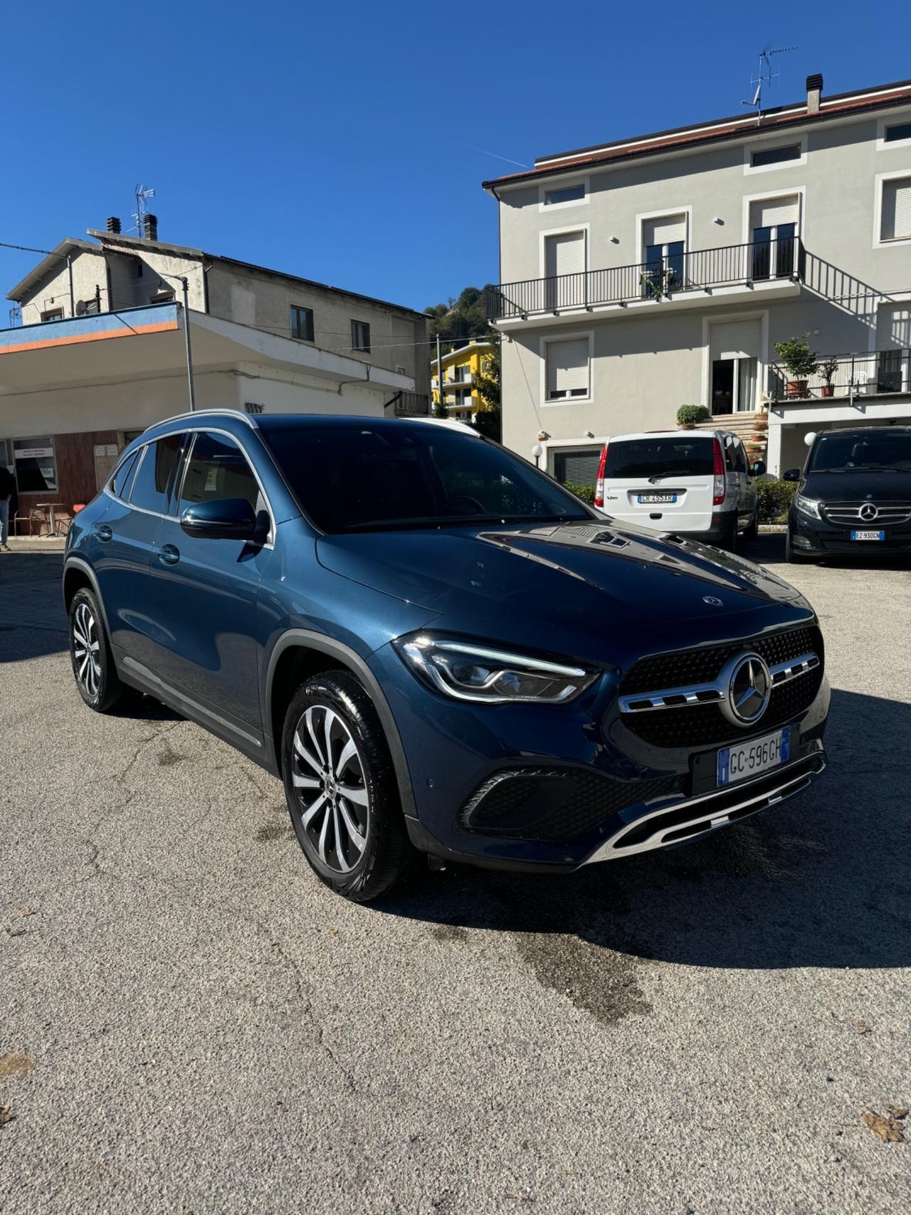 Mercedes-benz GLA 200d Premium Sport Plus