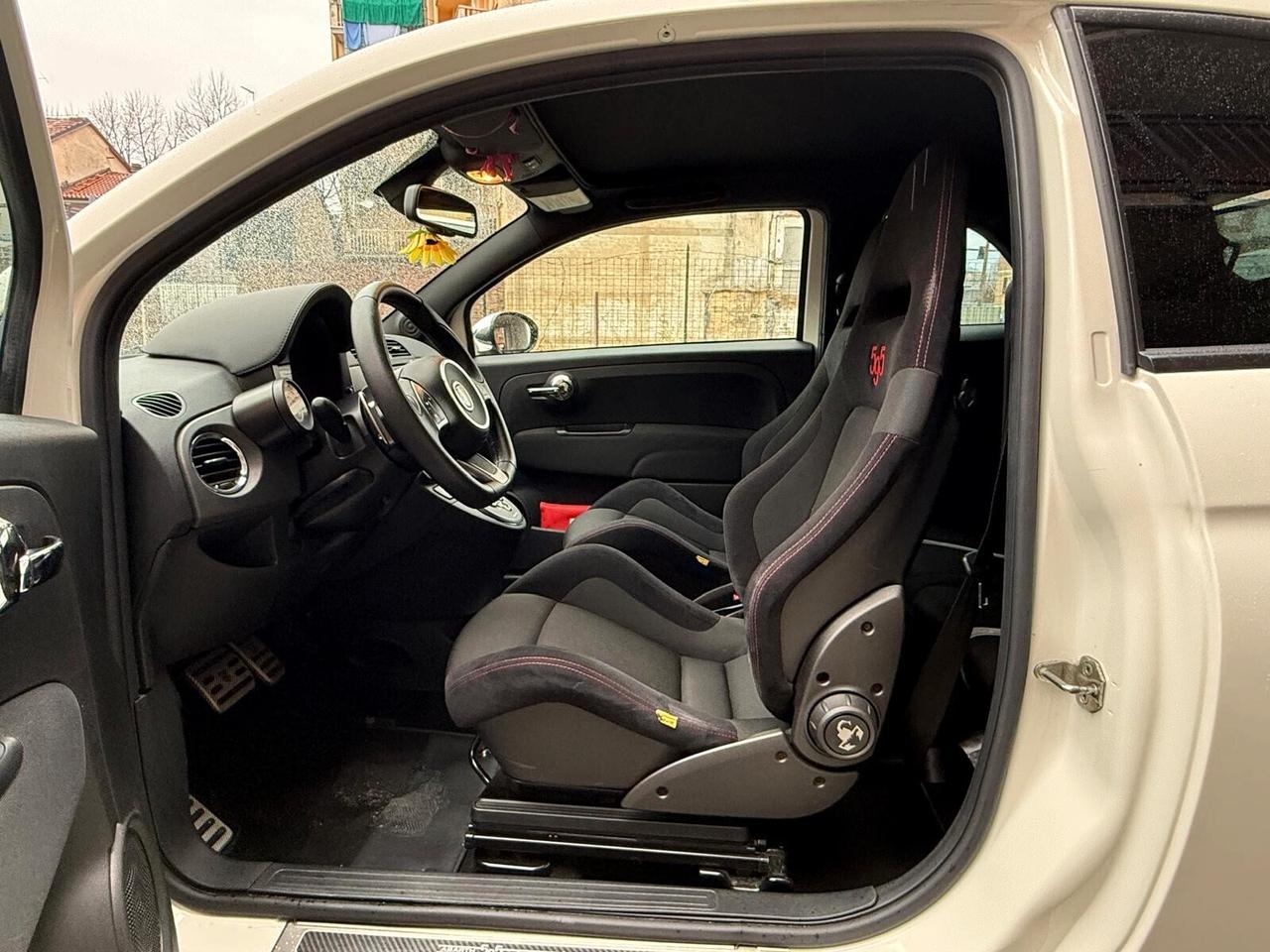 Abarth 595 C 1.4 Turbo T-Jet 160 CV MTA Competizione
