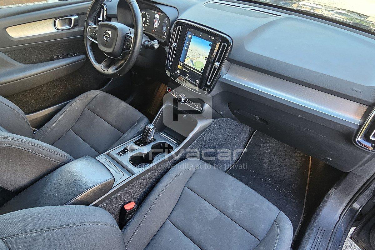 VOLVO XC40 D3 Geartronic Momentum Pro
