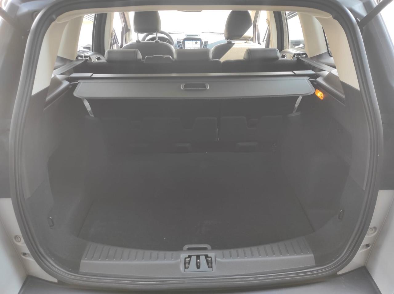 Ford Kuga 1.5 TDCI 120 CV S&S 2WD Titanium